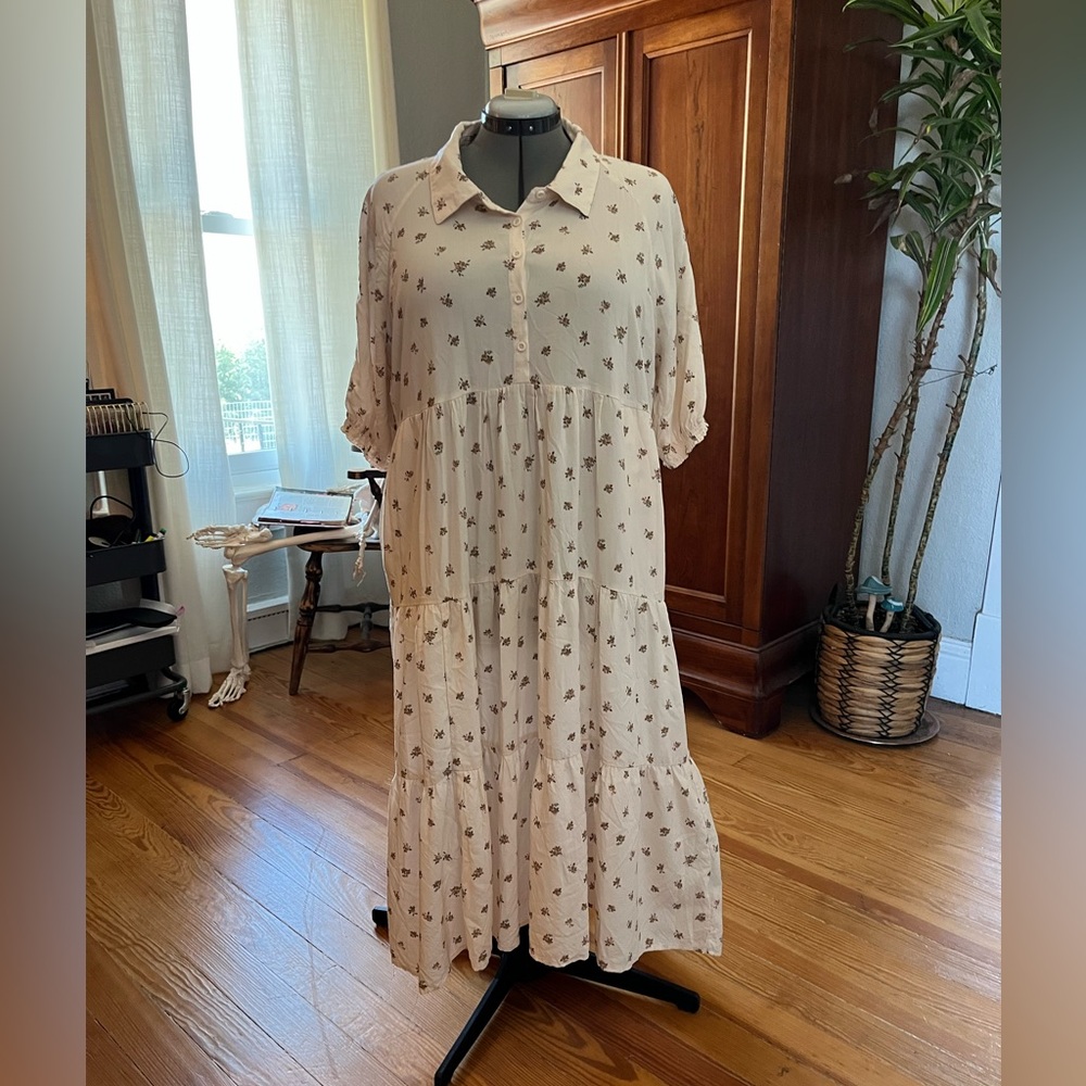 Adorable short sleeve torrid maxi dress NWOT size 1 (14/16)